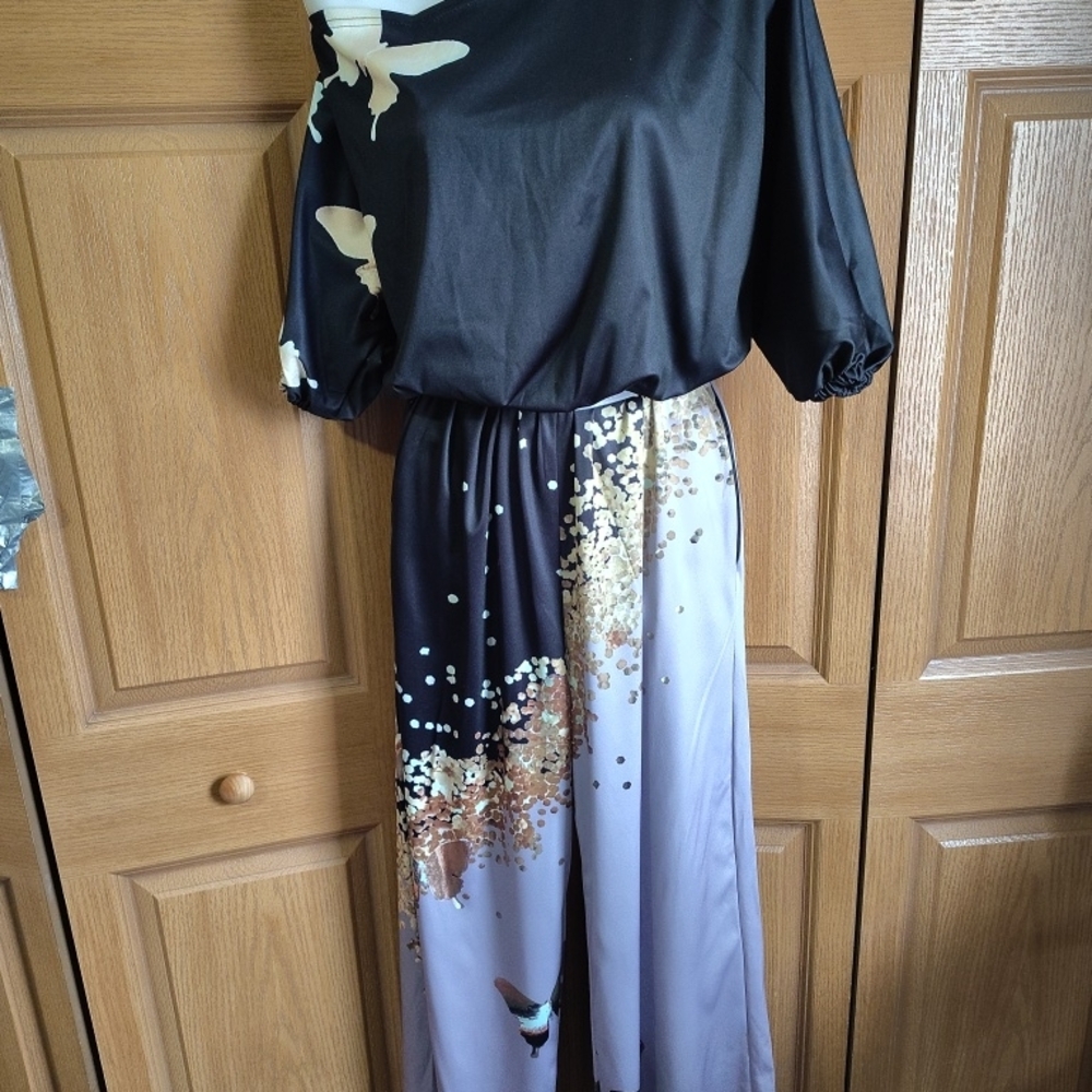 Stylish Black and Gray Jumpsuit with Printed Butterfly & Gold Accents Sz M